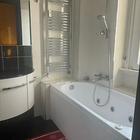 Apartment Rembrandt Luxury San Siro Fiera Ippodromo Centro